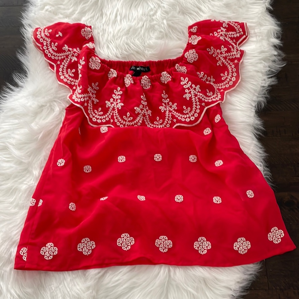 Women’s Top - size M
